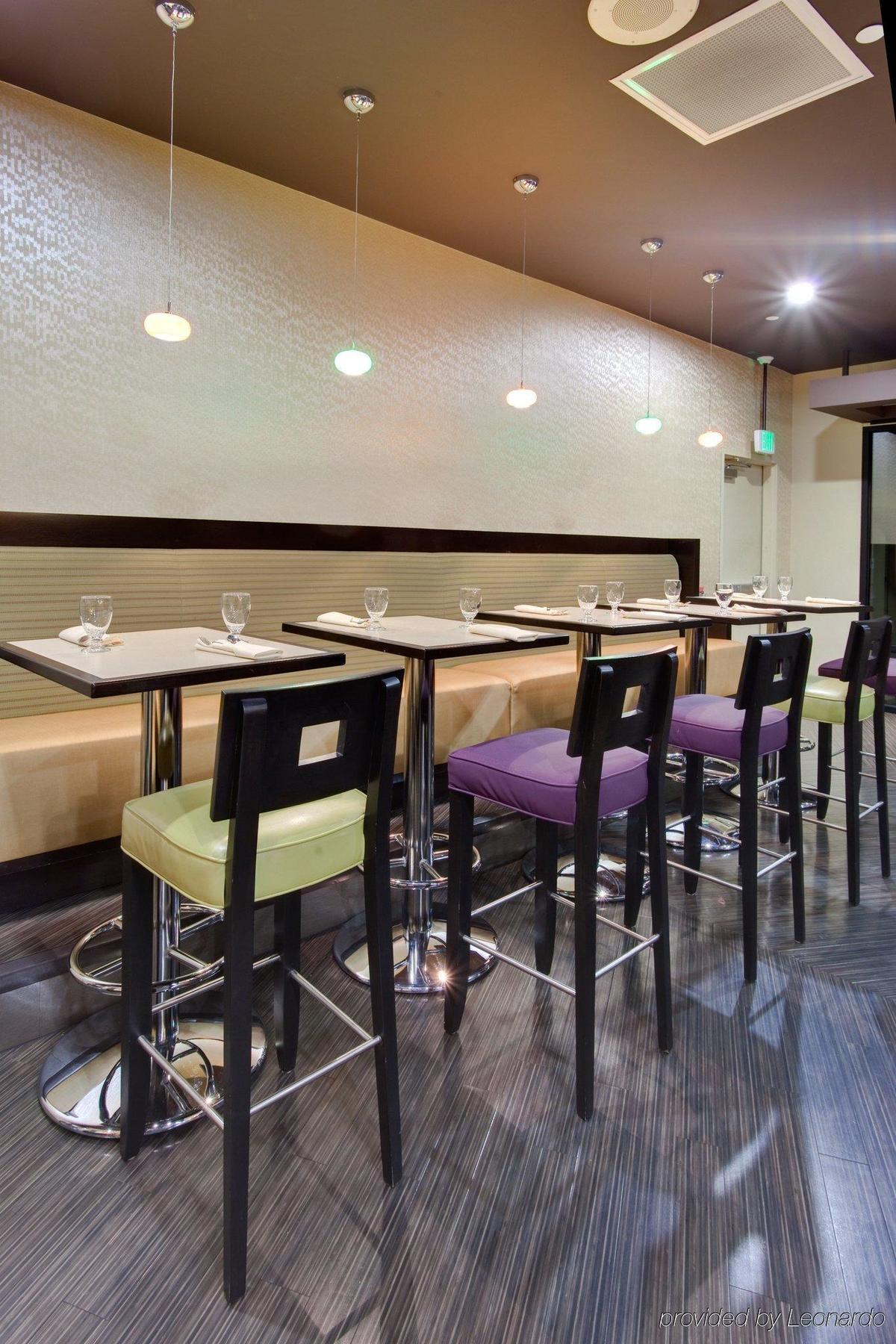 Holiday Inn Hotel & Suites Anaheim By Ihg Restaurant photo